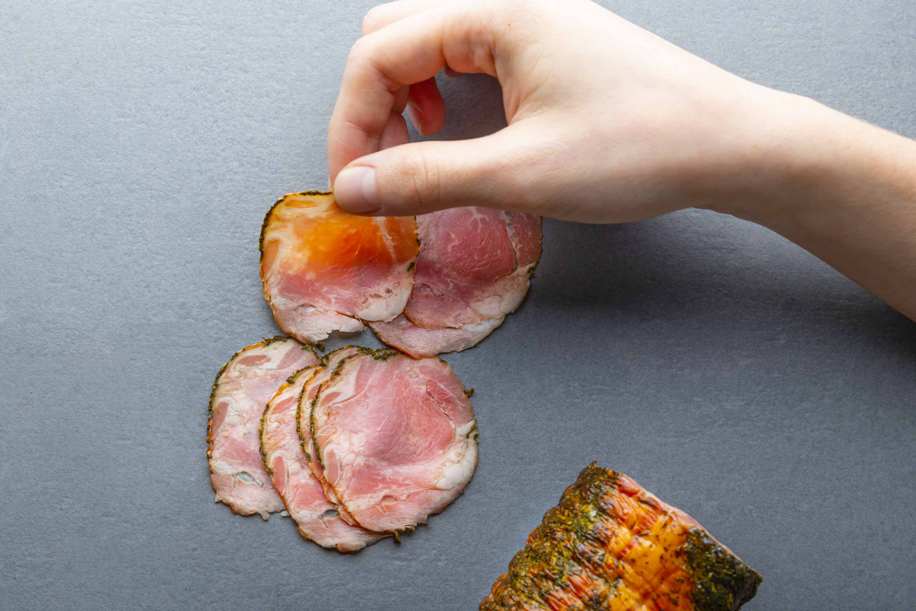 Lammschinken mit Kräuter gekocht 2