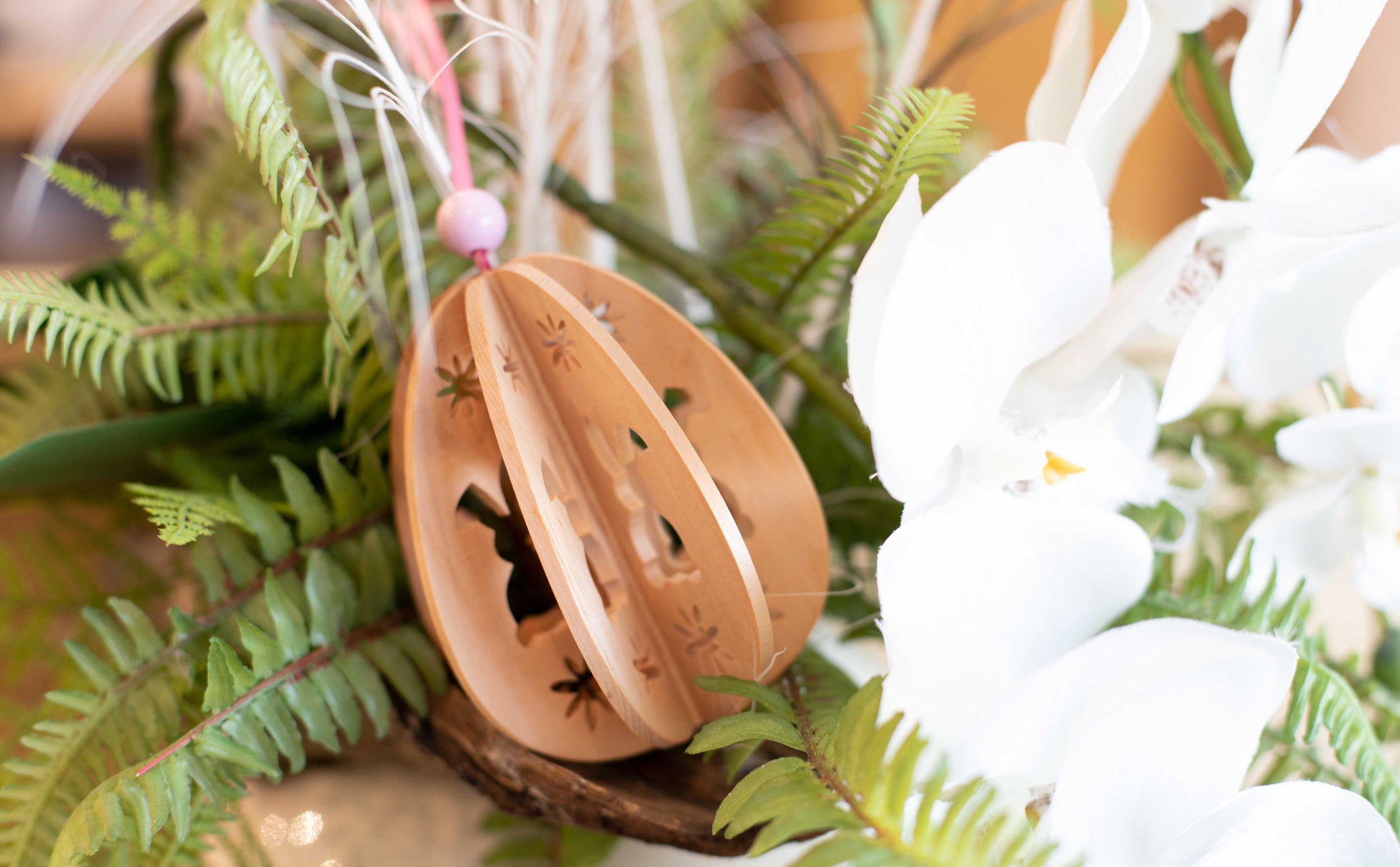 Ostereier aus Zirbenholz – Hase 3
