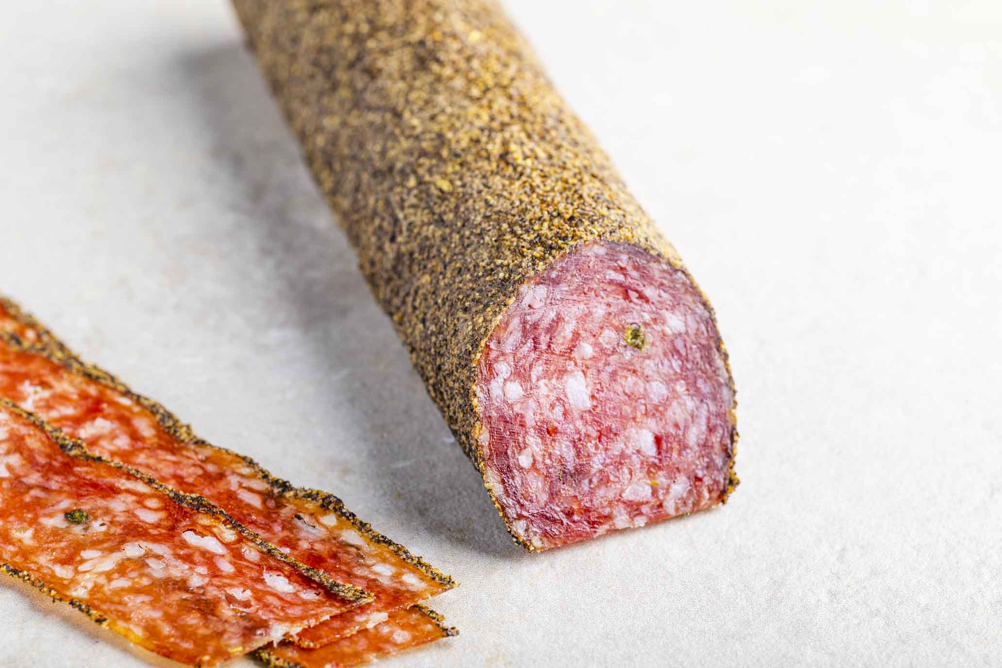 Pfeffersalami 1/2 vak.  2