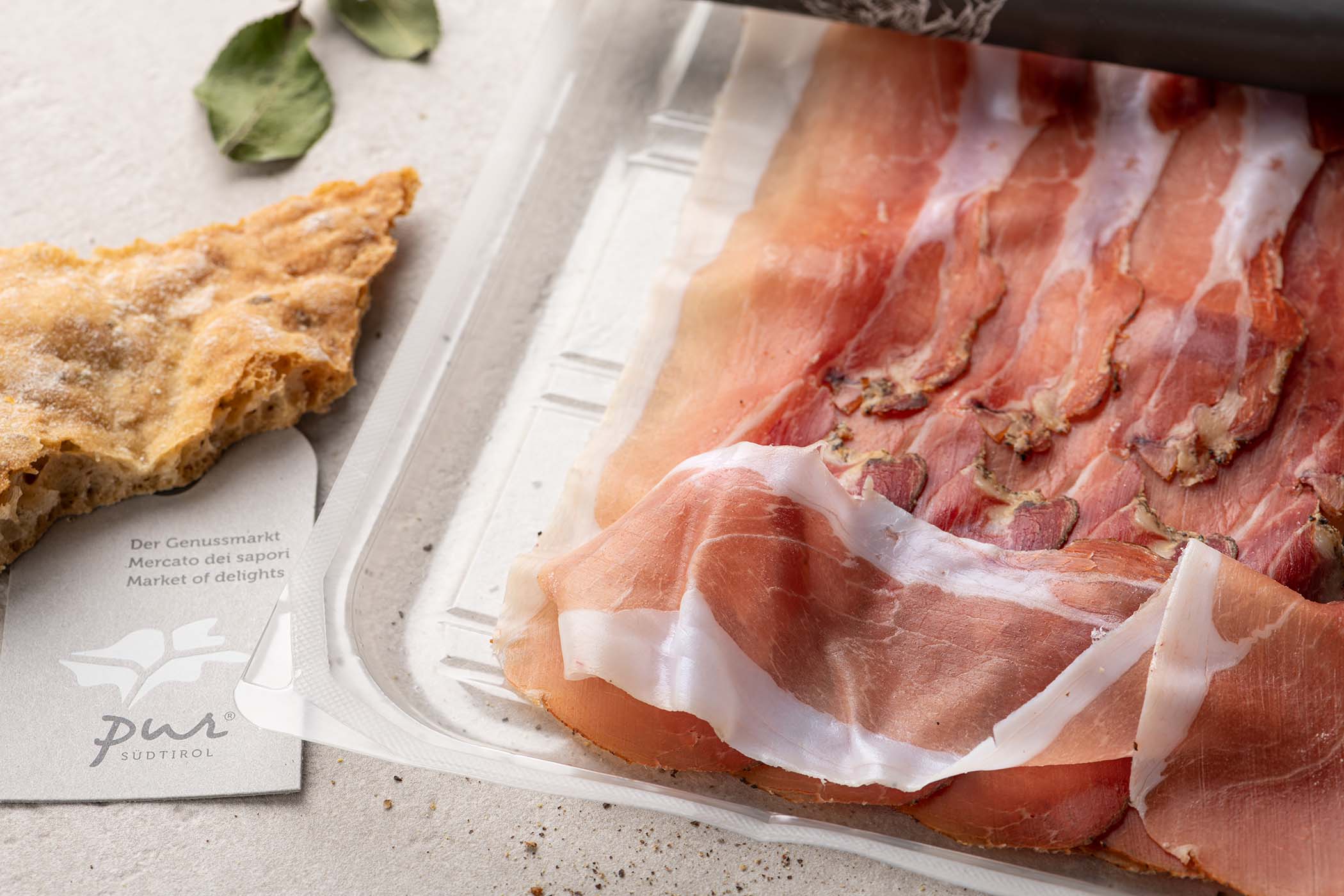 Südtiroler Speck g.g.A. geschnitten 500g 3