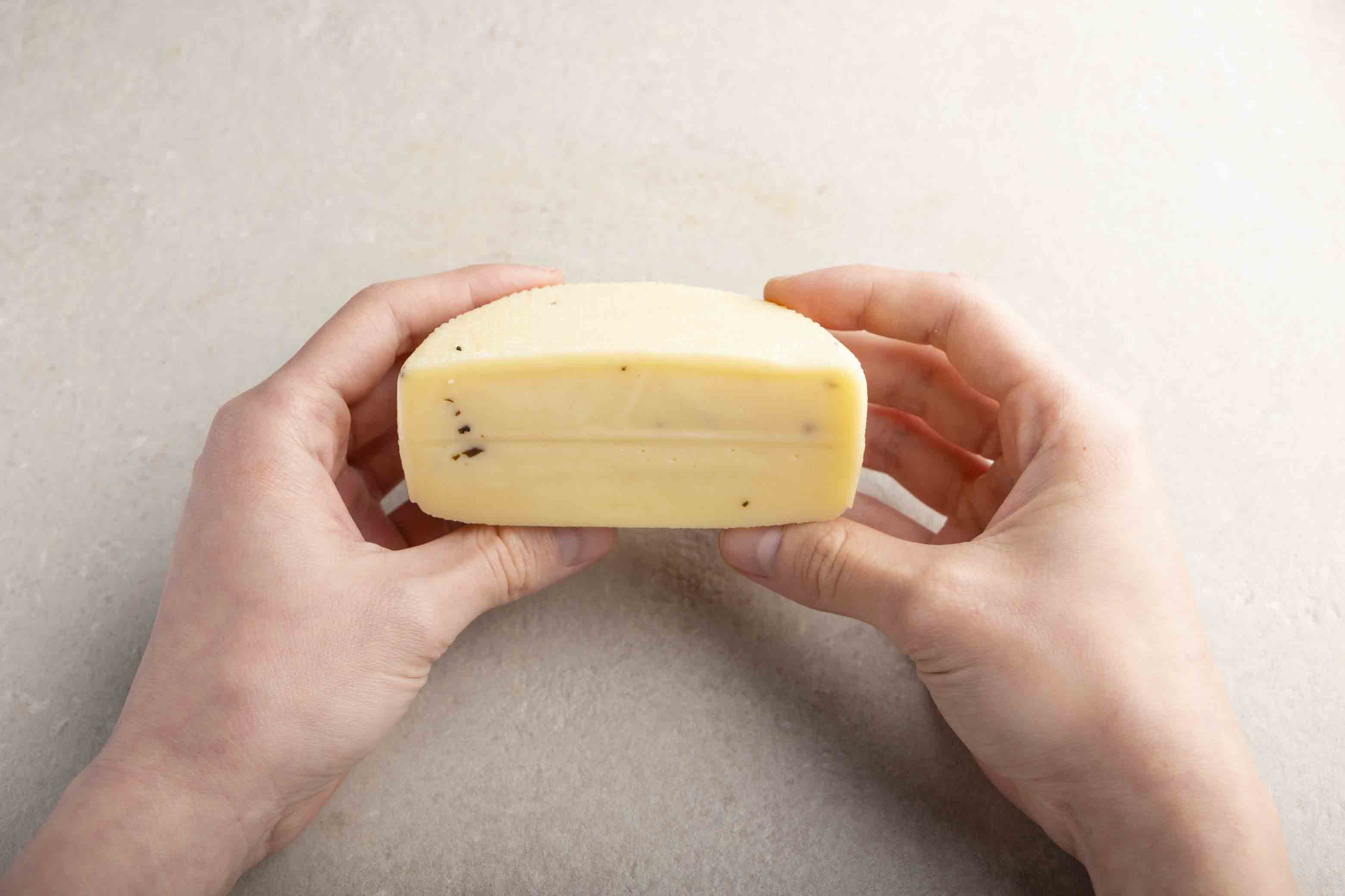 Trüffelkäse des Hauses Bio 2